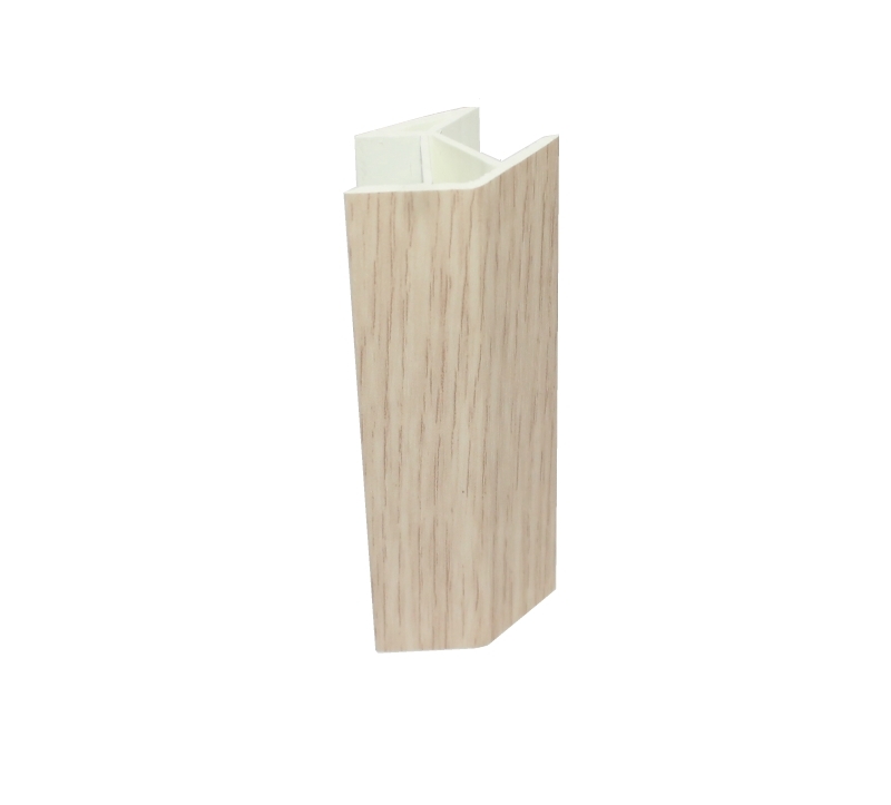 дуб млечный 