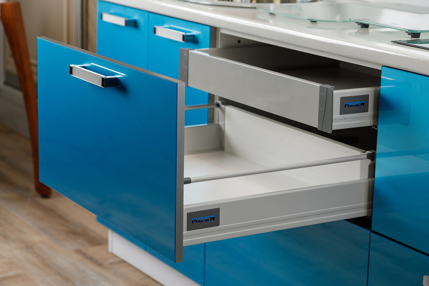 Системы для выдвижных ящиков