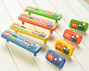 На что следует обратить внимание при выборе ручек для кухонной мебели